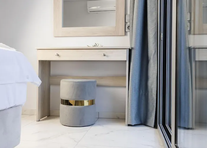 Phoenix Λαγανάς