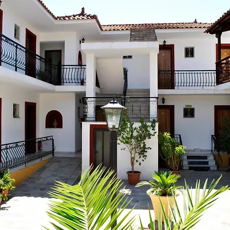 Phoenix Laganas