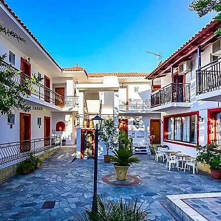 Phoenix Apart-hotel Laganas