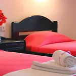 Phoenix Lägenhetshotell 3*