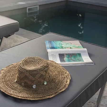 Phoenix Ξενοδοχείο με διαμερίσματα 3*